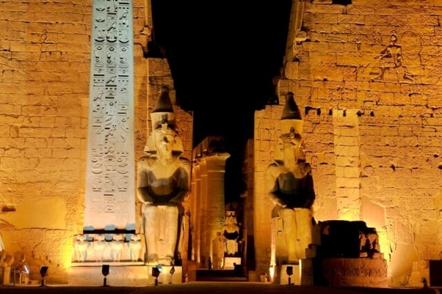  The  amazing Luxor Temple at night